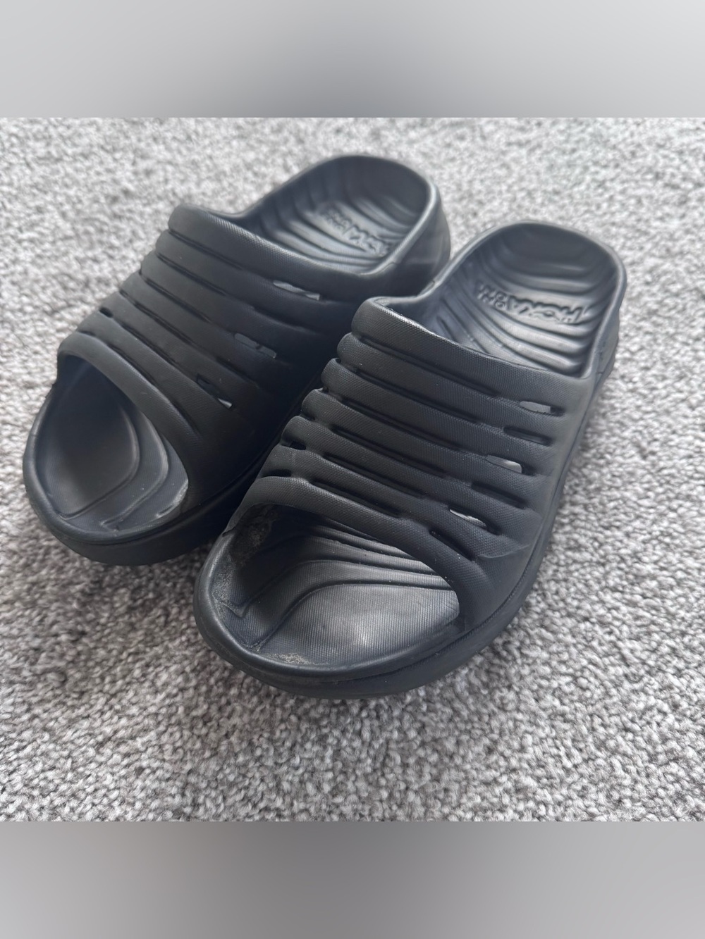 Hoka one recovery slides size 8 women’s